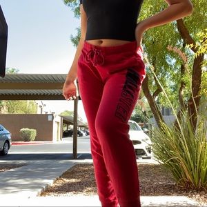 Red hollister graphic logo jogger